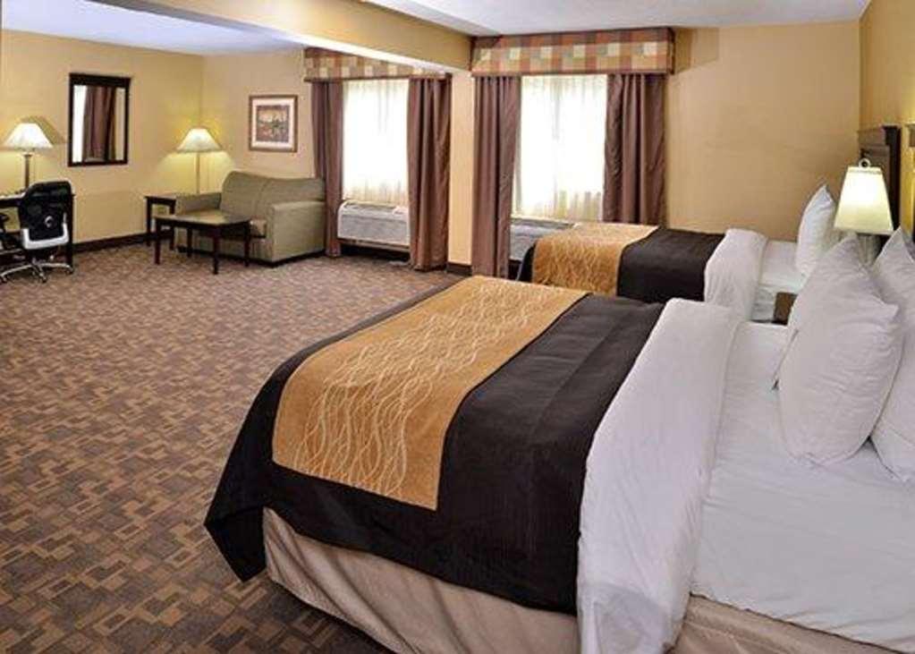 Quality Inn Asheboro South Room photo